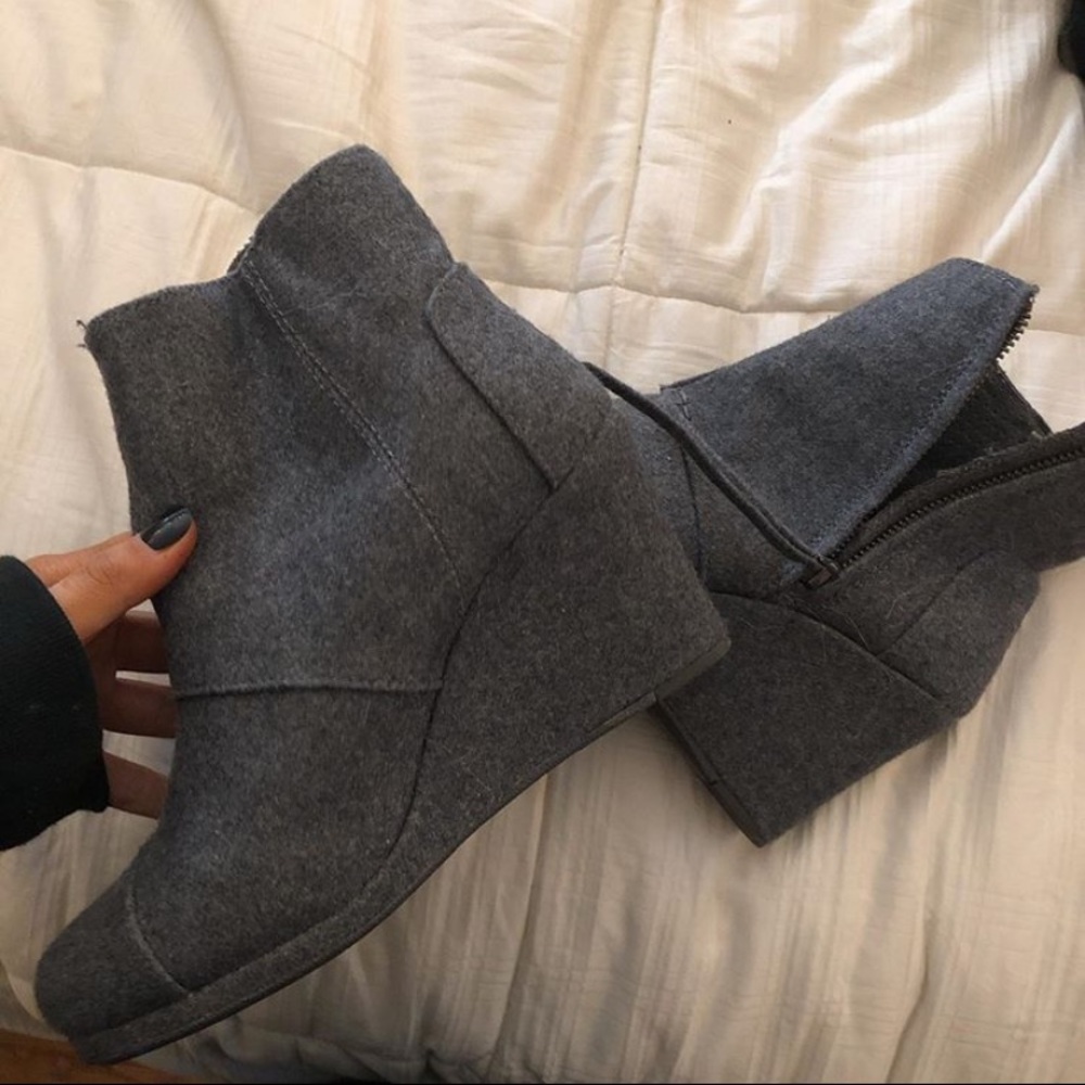 TOMS gray booties